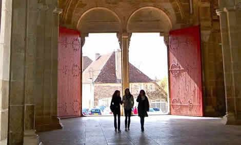 Vezelay front doors